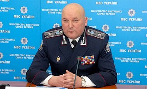 Скандал: глава украинского Интерпола — банальный «военный турист». ВИДЕО