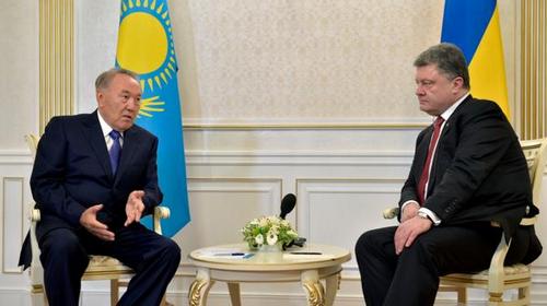 Стало известно, о чем будут говорить на встрече Порошенко и Назарбаев