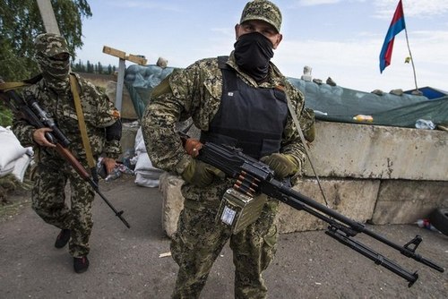 В Донецке и Горловке боевики укрепляют  бригады артиллерией, а под Мариуполем скапливают технику