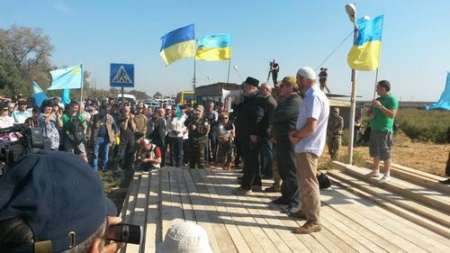 Активисты заявляют о начале энергетической блокады Крыма. ВИДЕО
