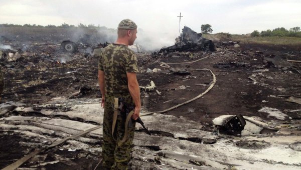 Порошенко и Рюгге обсудили привлечение виновных в трагедии MH-17 