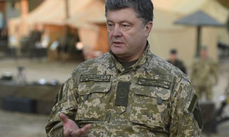 Порошенко «отказался» от иностранных солдат