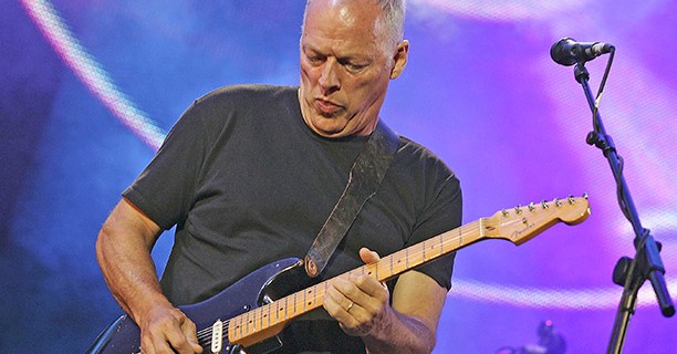 Лидер Pink Floyd представит песню, посвященную Небесной Сотне