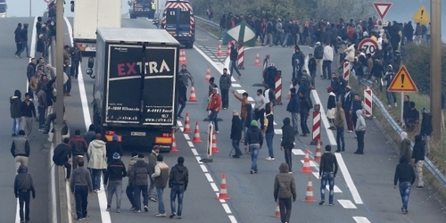 Мигранты снова парализовали евротоннель под Ла-Маншем