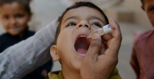 В Украине начали прививать против полиомиелита