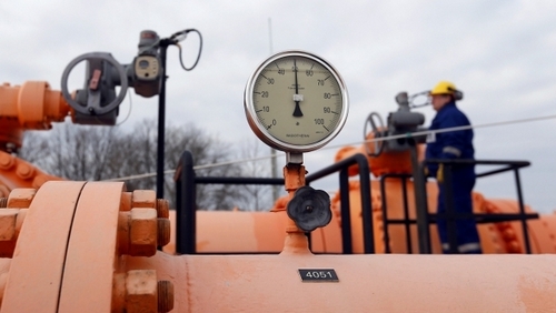 Украина начала выкачивать газ из хранилищ