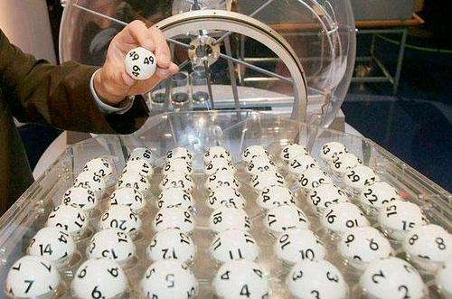 Робимо ставки: Коли припиниться діяльність лотерейного бізнесу російських олігархів в Україні?