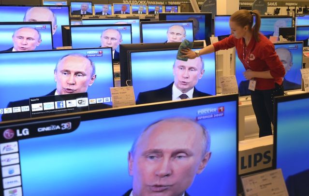 Журналист рассказал, когда и почему народ РФ перестанет прославлять Путина