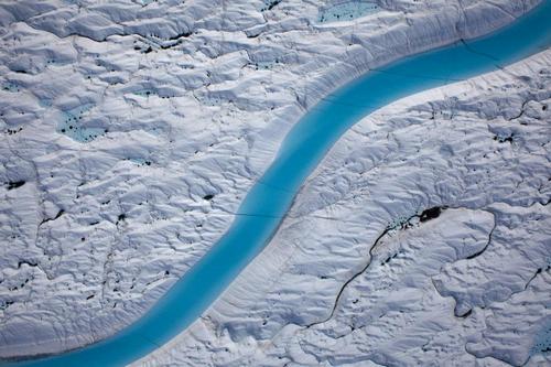 В Гренландии раскололся ледник: материки в опасности