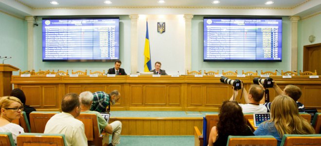 ЦИК выделила еще 13,2 млн гривен на проведение 2 тура местных выборов 