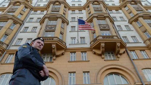Посольство США в России вволю посмеялось над пропагандистами из «Известий». ПИСЬМО