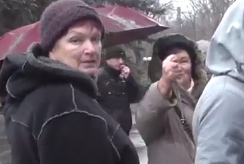 В Кривом Роге сторонники мэра Вилкула атаковали местный Майдан. ВИДЕО