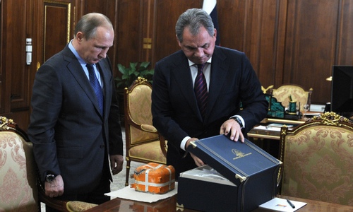 Шойгу показал Путину «черный ящик» сбитого Су-24