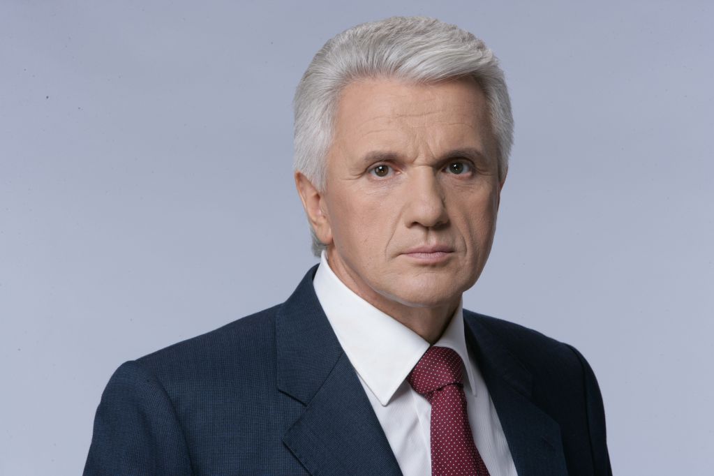 «На дострокових парламентських виборах партії влади зазнають нищівної поразки»
