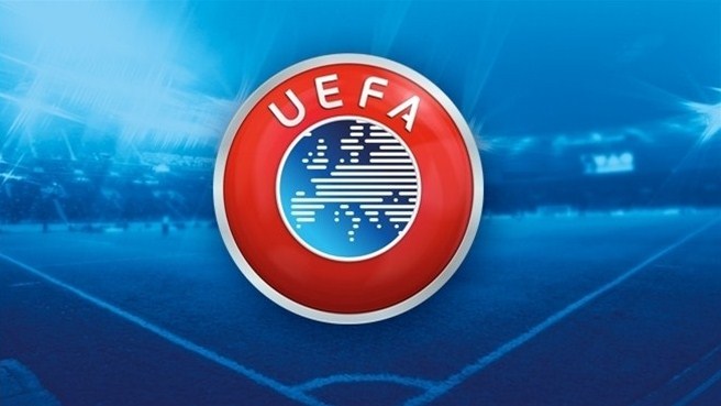 УЕФА серьезно оконфузился на жеребьевке Евро-2016 с Украиной, Путиным и Гитлером. ФОТО