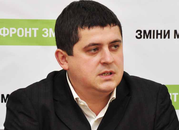 В «Народном фронте» уверены, что Авакову отставка не грозит, потому что он ответственный