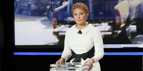 Тимошенко хочется придушить Яценюка. ВИДЕО
