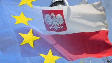 Евросоюз пригрозил санкциями Польши