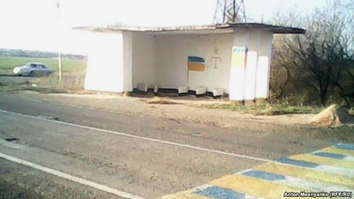 «Казаки» устроили рейд по дворам крымских татар в поисках «экстремистов»