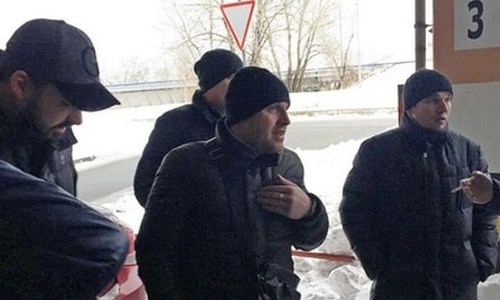 Возле киевского ТРЦ орудует наглая четверка: боится полиции. ФОТО