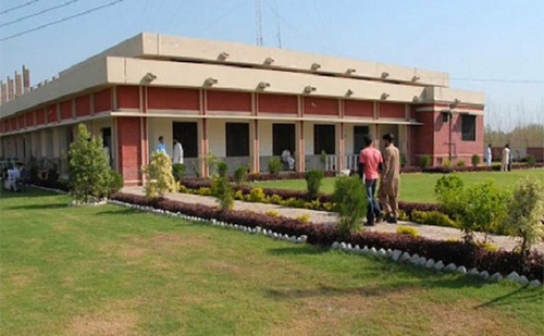 Террористы захватили университет в Пакистане, есть жертвы