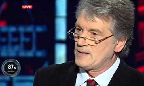 Ющенко: Девальвация гривны произошла из-за ошибки Казначейства