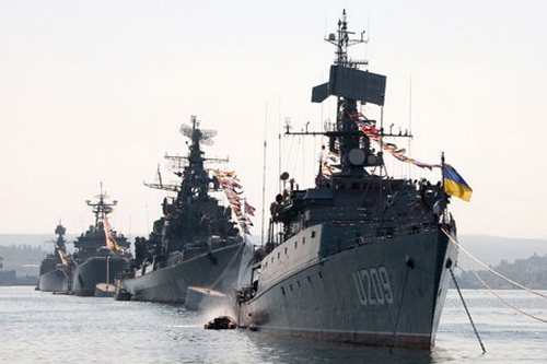 Волонтеры требуют от Порошенко очистить флот от сепаратистов