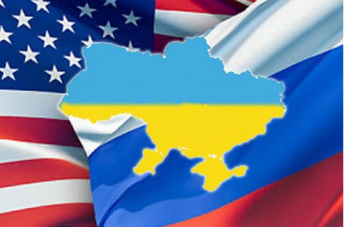 Украина между молотом и наковальней