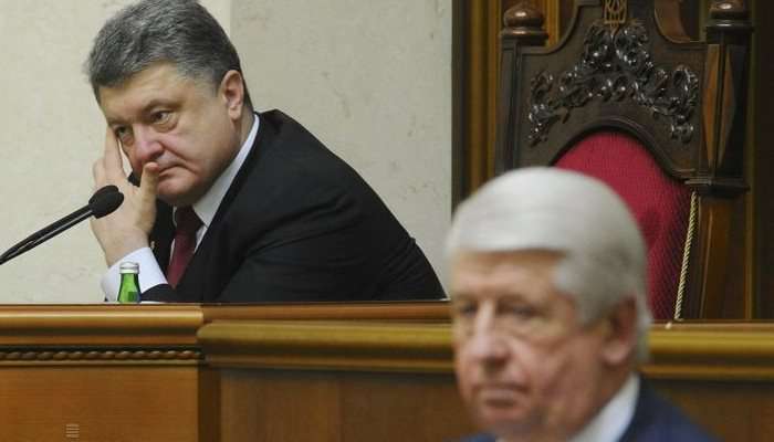 Президент запропонував Шокіну і Яценюку піти у відставку