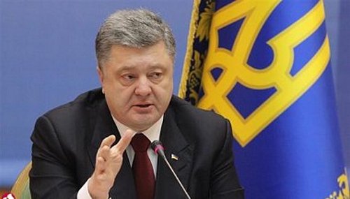 Порошенко заявил о высокой вероятности возобновления боев на Донбассе 