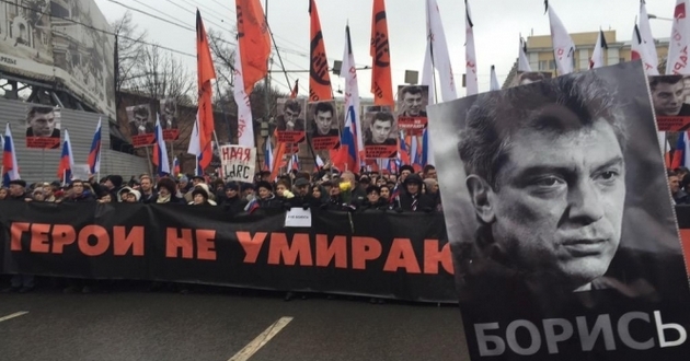 Демарш в Госдуме РФ: Немцов и после гибели не дает покоя оппонентам