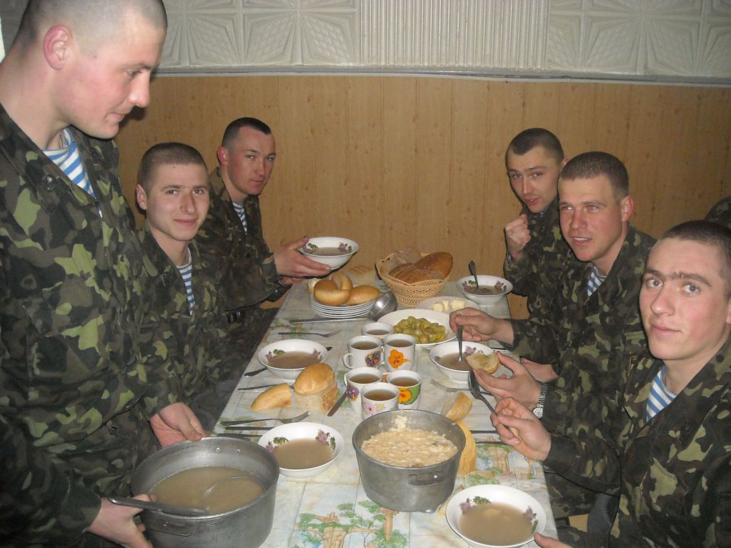 Сколько нужно расстрелять чиновников, чтобы прокормить одного солдата?