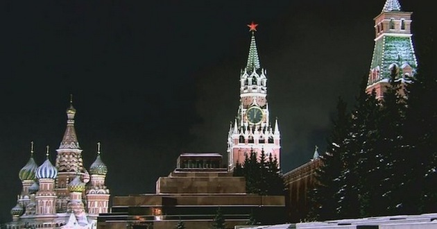 Москвича задержали за запуск квадрокоптера над мавзолеем Ленина