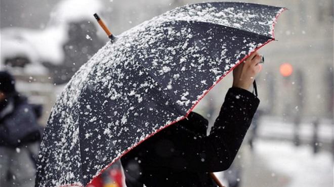 Украинцам обещают мокрый снег и дожди