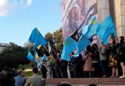 Оккупанты перекрыли дорогу домой еще трем крымским татарам