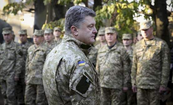 Президент Порошенко прибыл на Донбасс с готовностью восстанавливать суверенитет