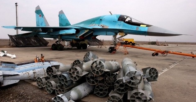 В России штурмовик Су-25 рухнул на деревню. ФОТО