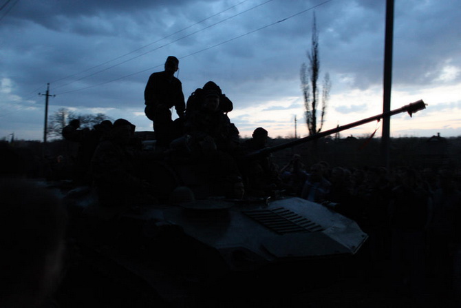Эскалация на Донбассе: штаб АТО рассказал о потерях за последние сутки