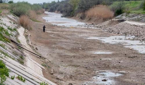 Остался только воздух: крымская «власть» заявила, что им не нужна «грязная вода из Днепра»