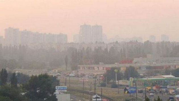 Киевлян напугал неприятный запах: спецслужбы не объясняют причины переполоха