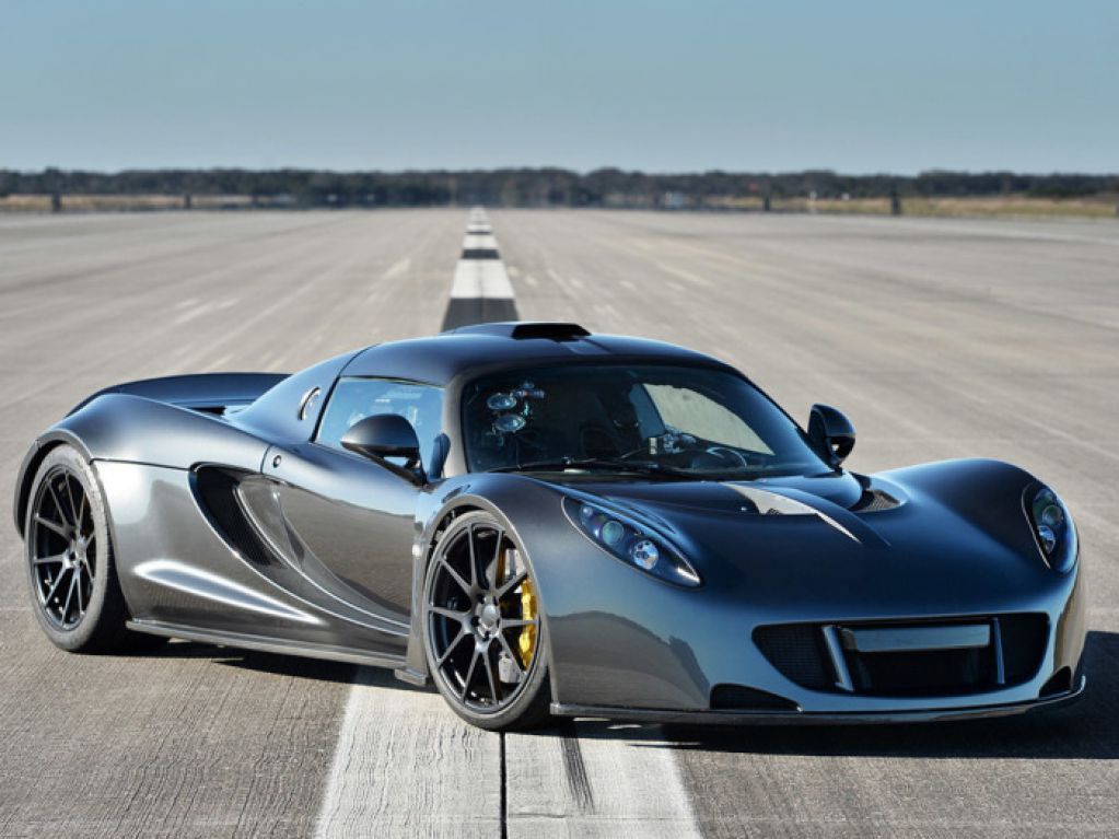 10 самых быстрых в мире серийных автомобилей