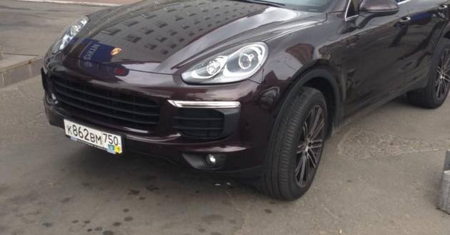 Авто с российскими номерами в Киеве становятся «хамелеонами». ФОТО
