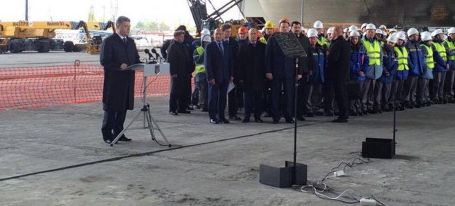 Порошенко заговорил об угрозе повторения атомной катастрофы в Украине