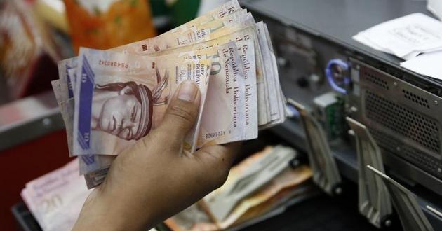 В Венесуэле закончились деньги на печать денег 