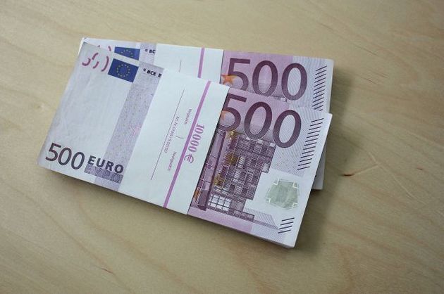 В Европе начали избавляться от купюр в 500 евро