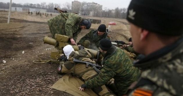 Штаб: боевики «празднично» 15 раз открывали огонь по украинским позициям