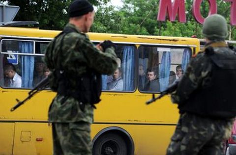 Жители Донбасса обменивали списки террористов на мирную жизнь