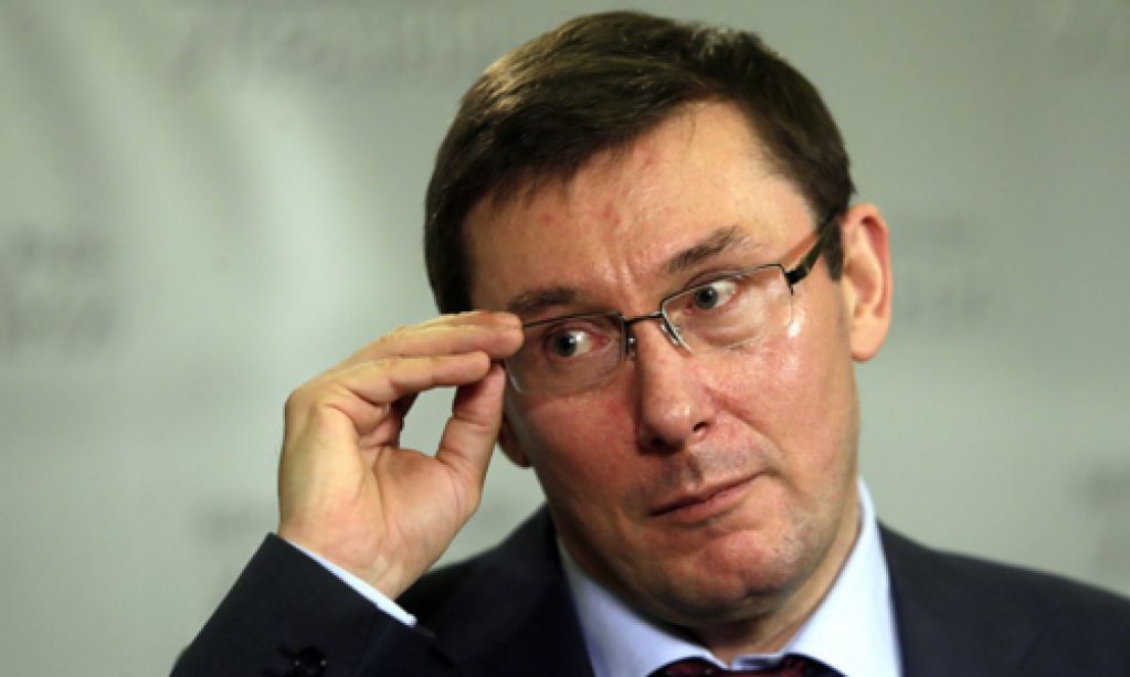 Генпрокурор Луценко: Зачистки, скандалы, политизация