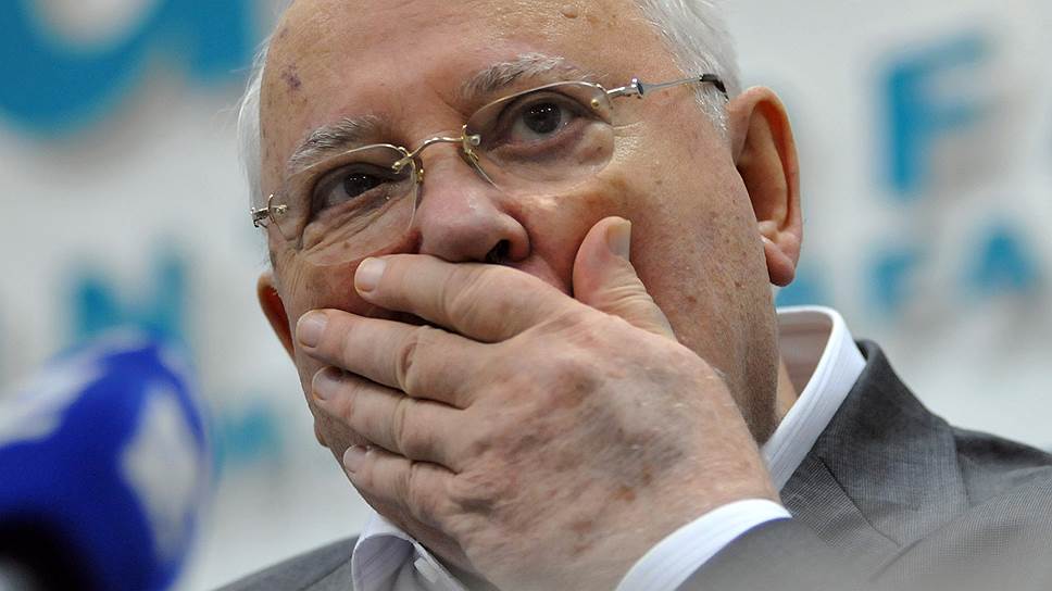 Горбачеву запретили въезд на территорию Украины