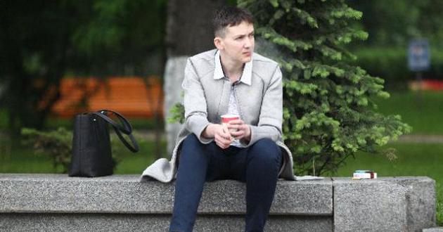 Савченко приехала в Раду на общественном транспорте и очень удивлена. ФОТО, ВИДЕО
